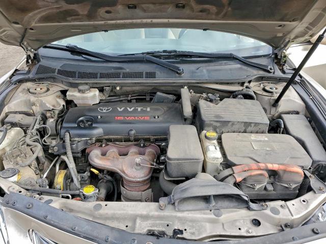 Toyota Camry Hybrid Image 9