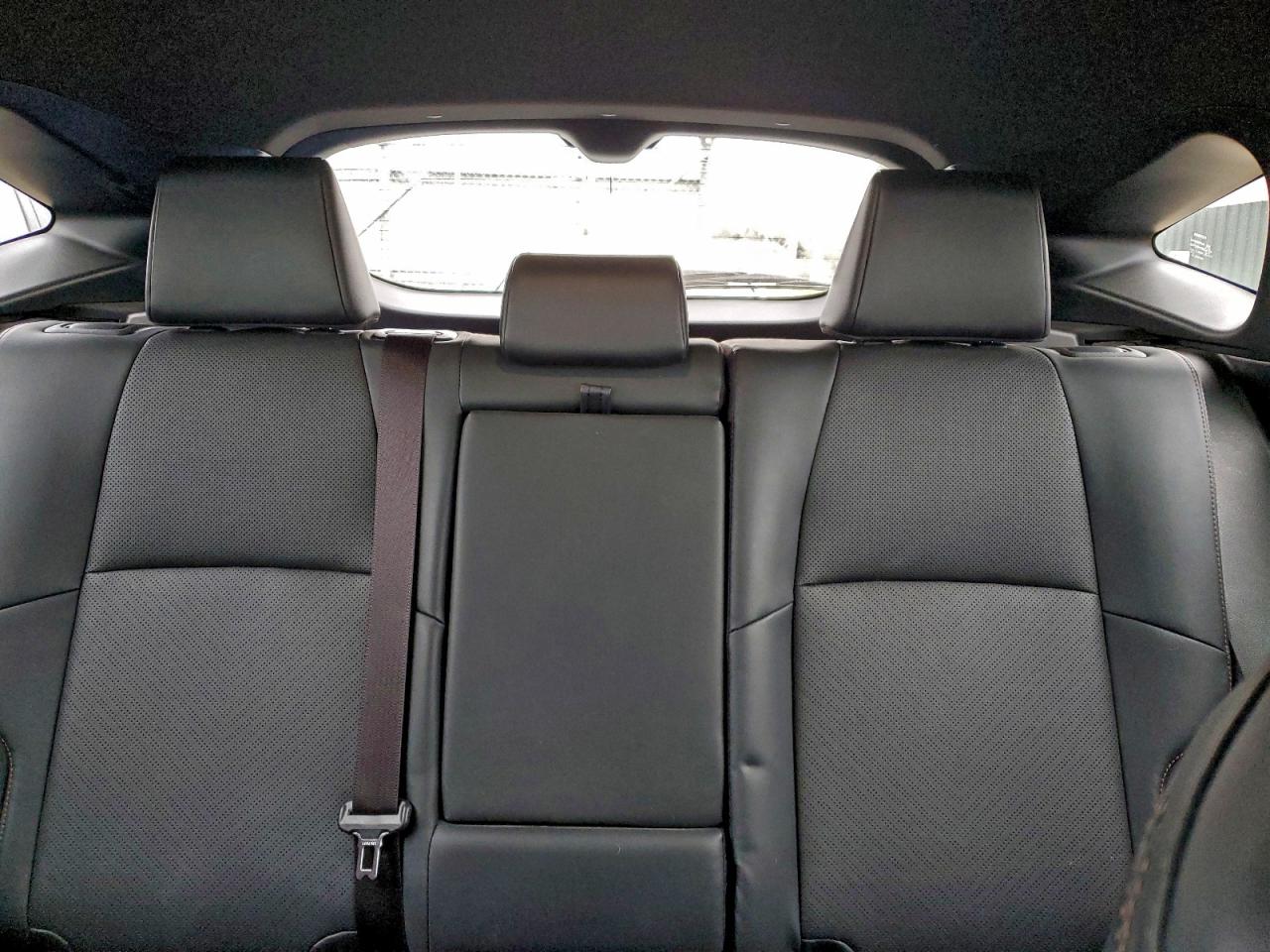 Toyota Venza Le Image 5