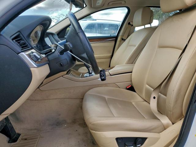 BMW 5 Series I Image 11