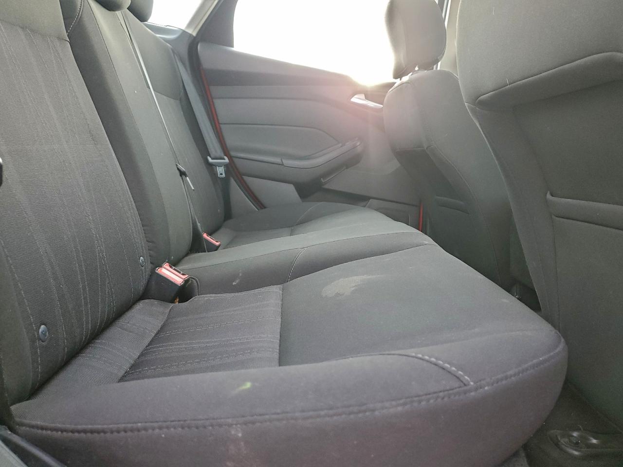 Ford Focus Se Image 9