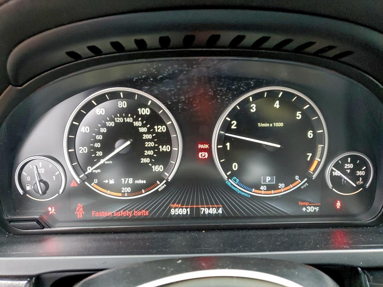 BMW 7 Series Li Image 10