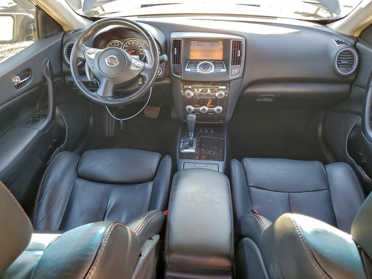 Nissan Maxima S Image 9