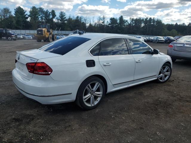 Volkswagen Passat Sel Image 4