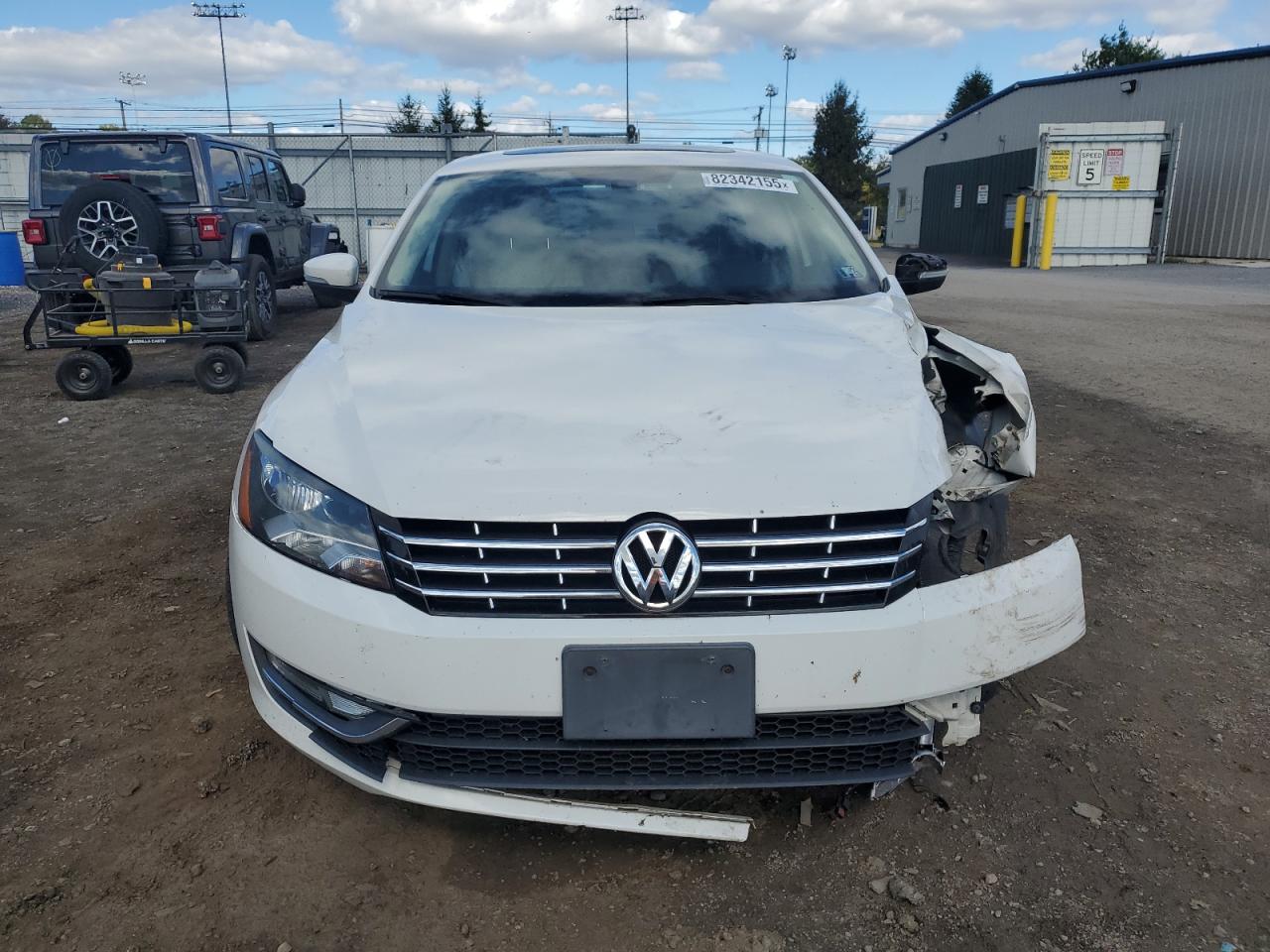 Volkswagen Passat Sel Image 5