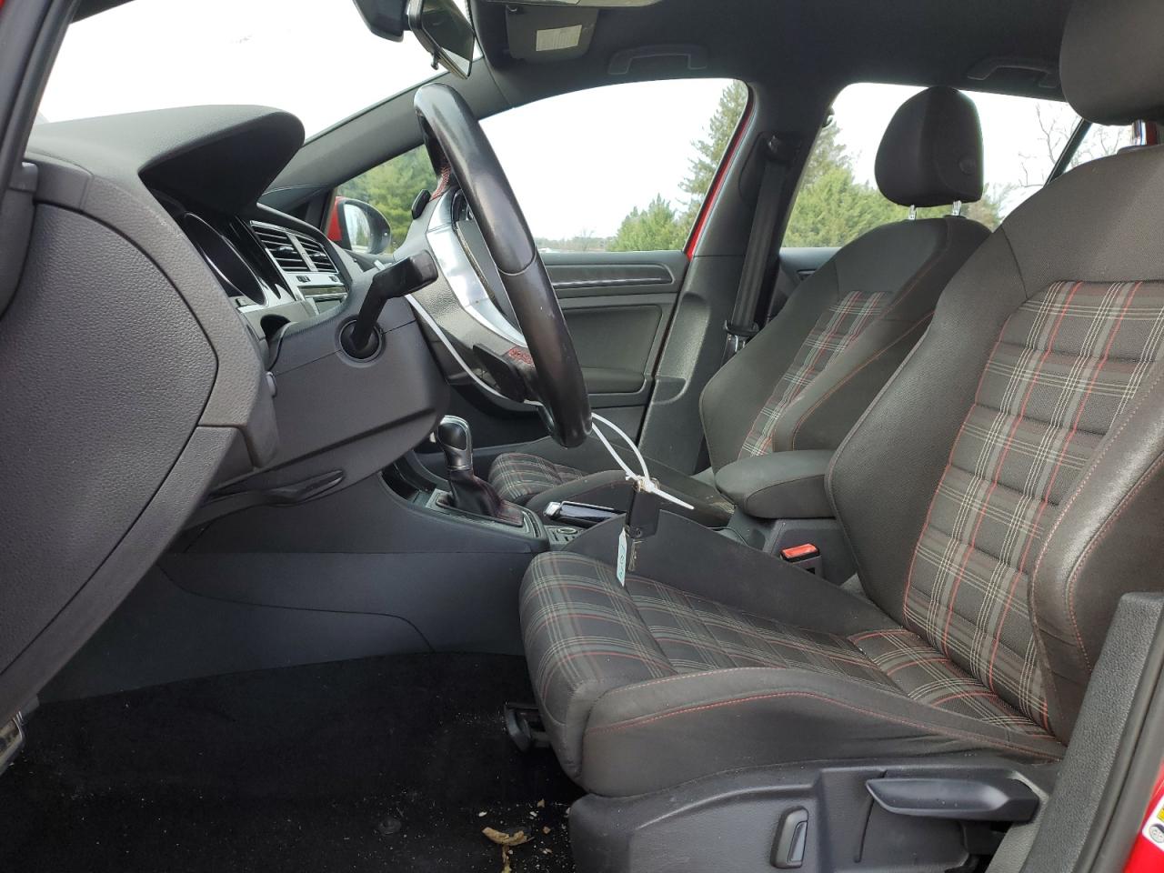 Volkswagen GTI S/se Image 4