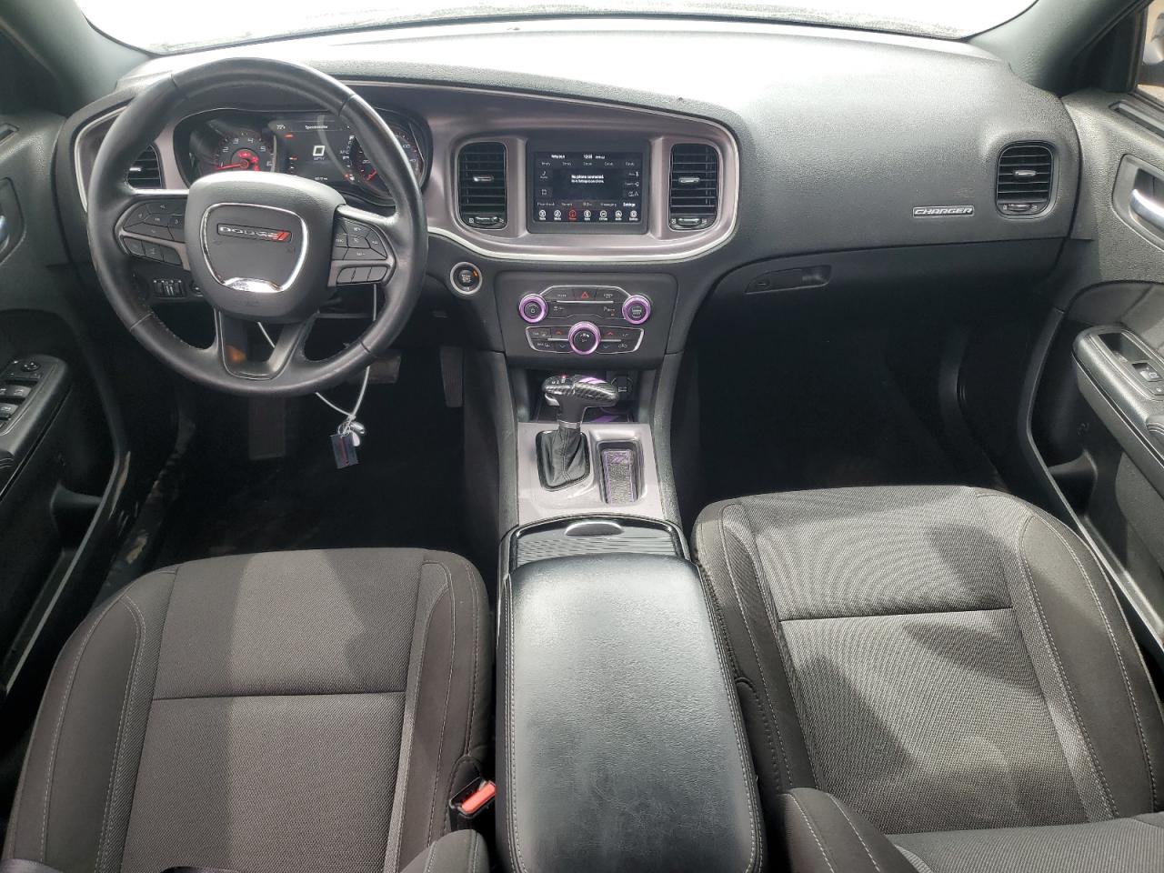 Dodge Charger Sxt Image 9