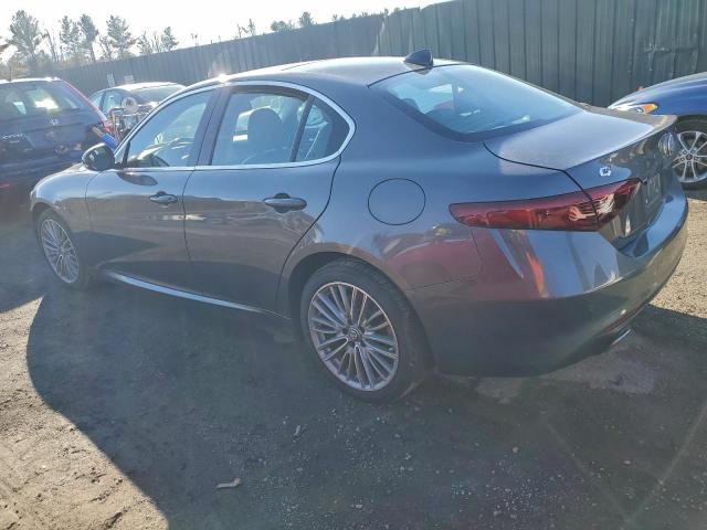 Alfa Romeo Giulia Ti Q4 Image 4
