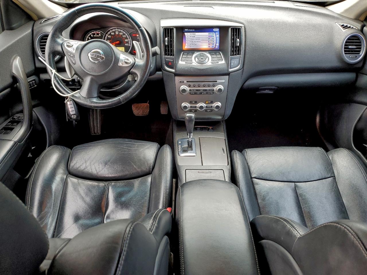 Nissan Maxima S Image 6