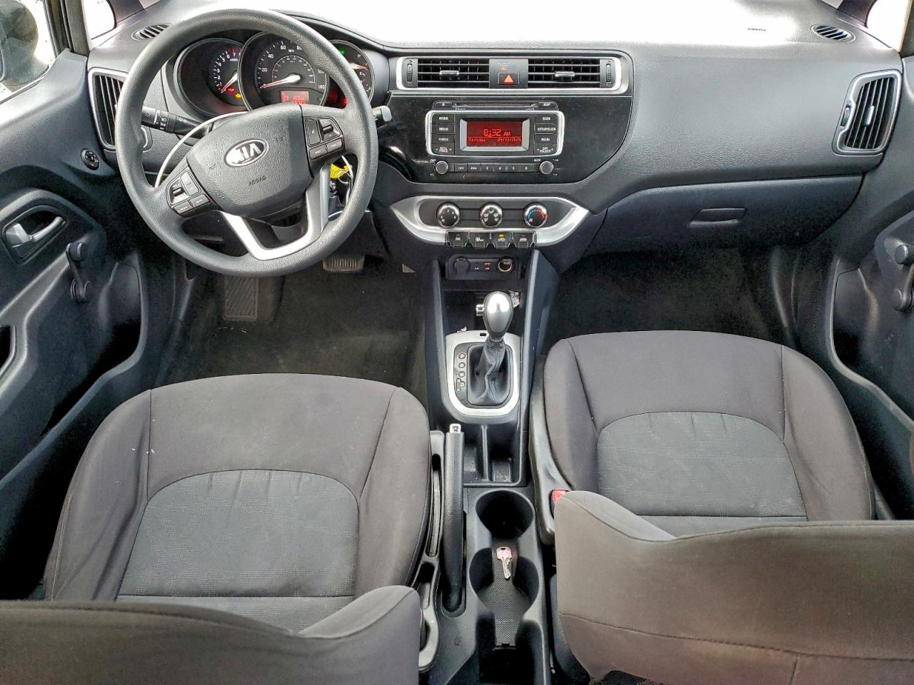 Kia Rio Lx Image 4