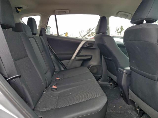 Toyota RAV4 Le Image 5