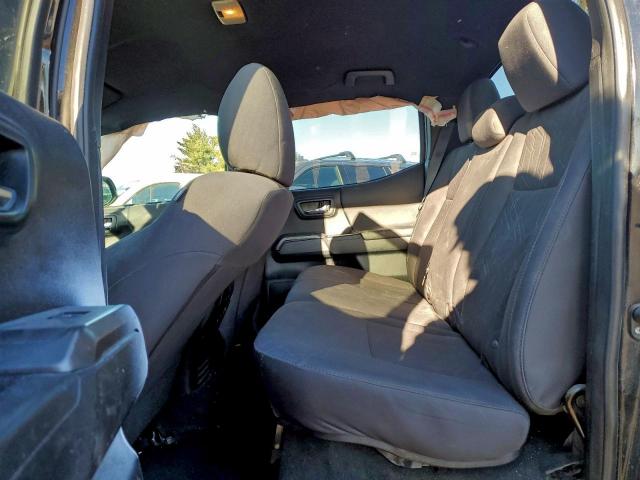 Toyota Tacoma Double Cab Image 6