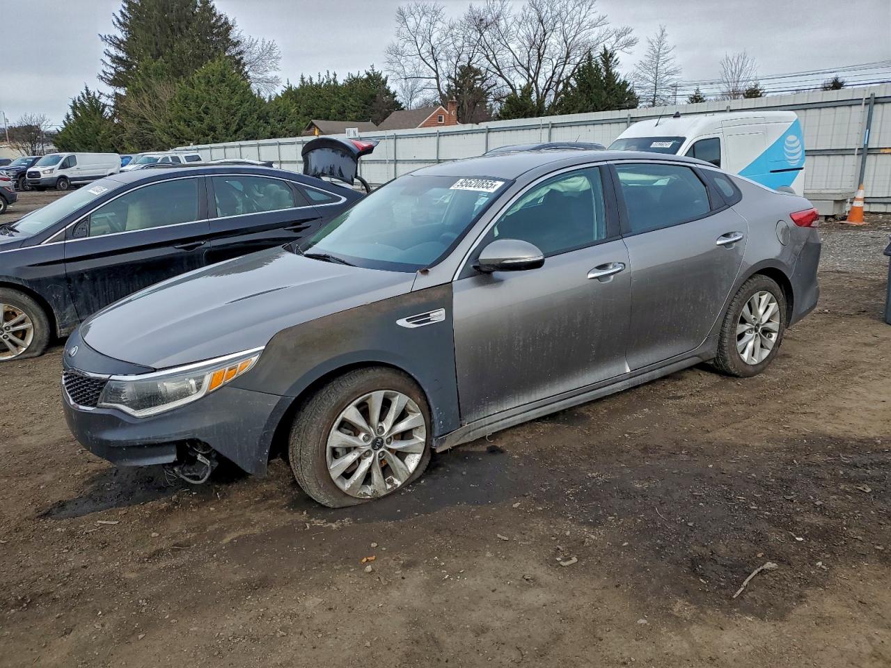 Kia Optima Lx Image 1