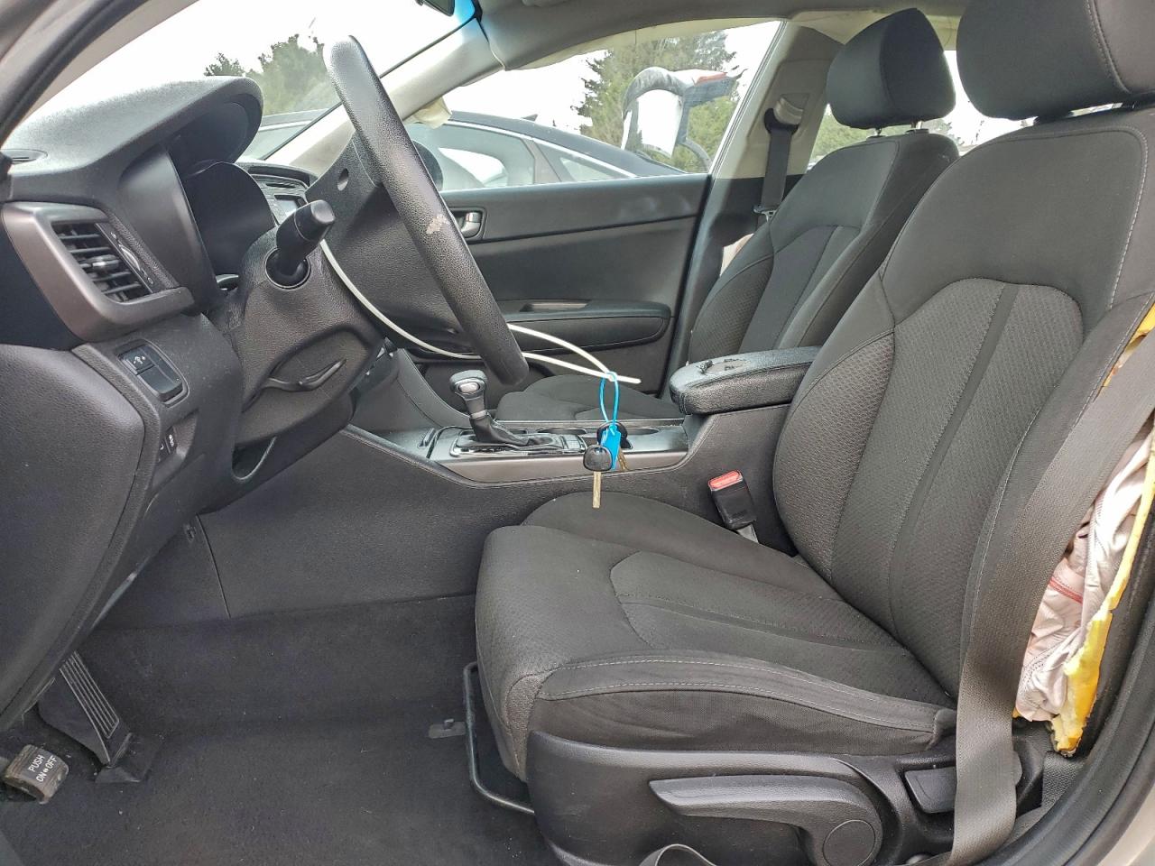 Kia Optima Lx Image 12