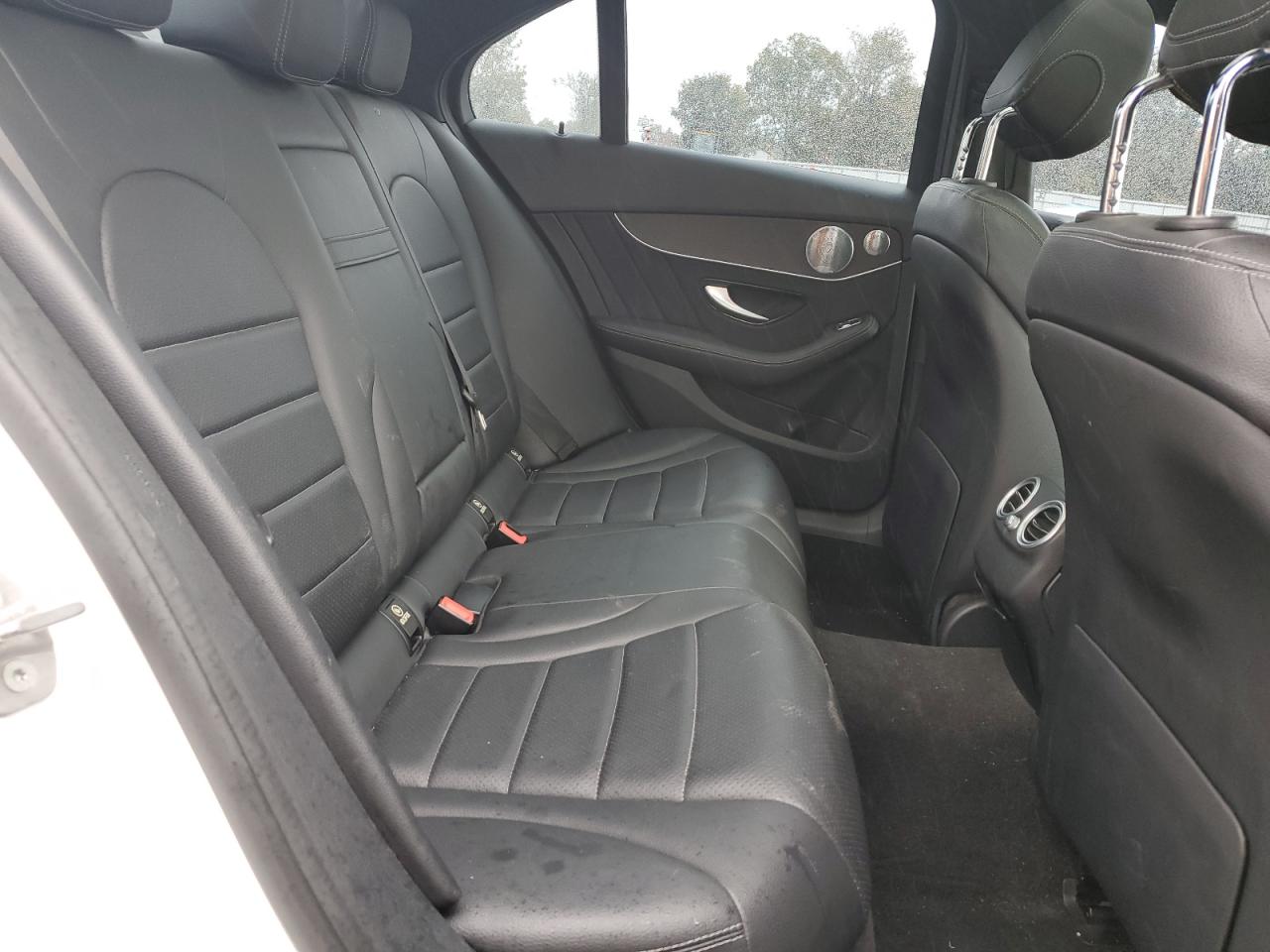 Mercedes-Benz C-Class 300 4matic Image 4