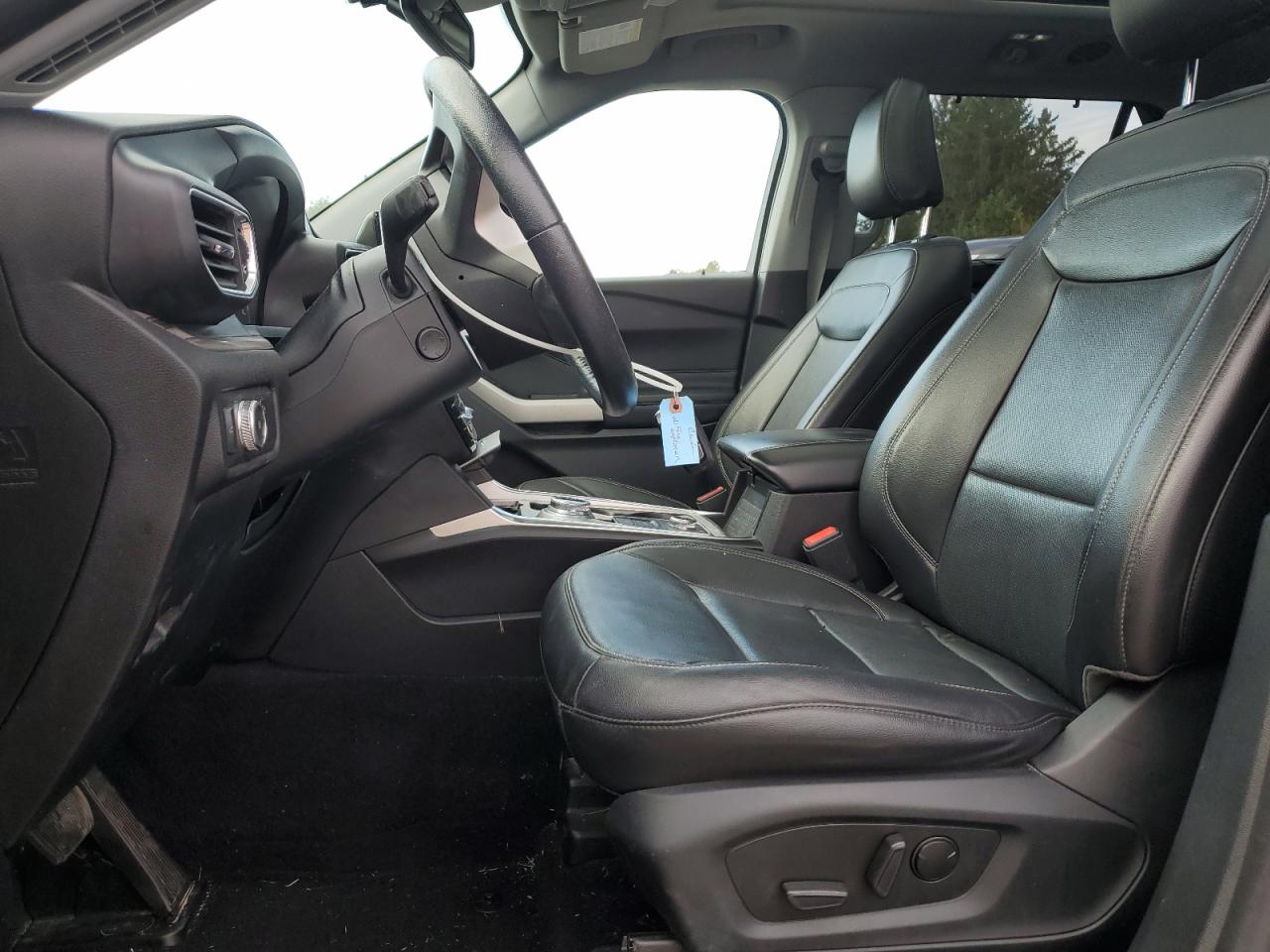 Ford Explorer Limited Image 11