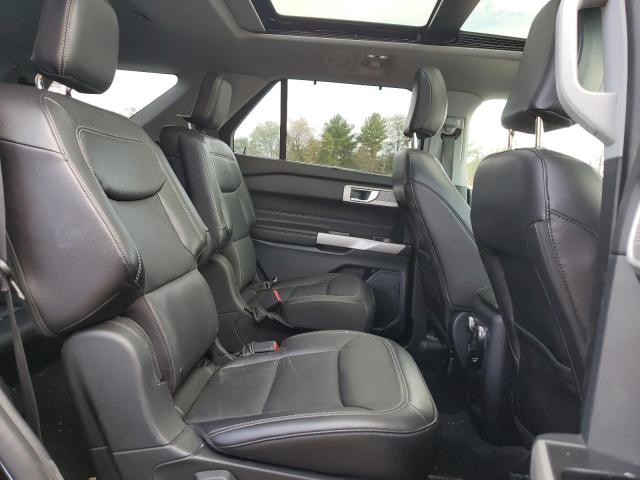 Ford Explorer Limited Image 8