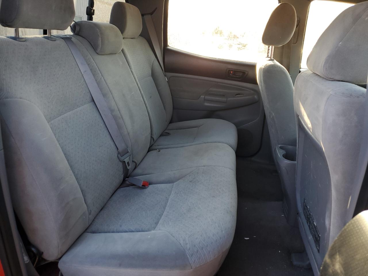 Toyota Tacoma Double Cab Image 6