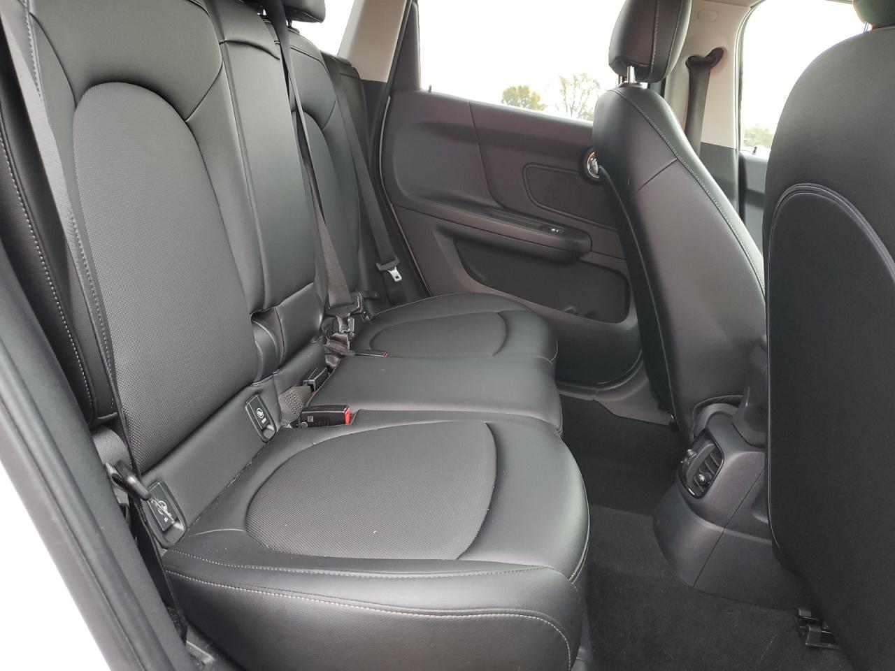 MINI Cooper Countryman Image 7