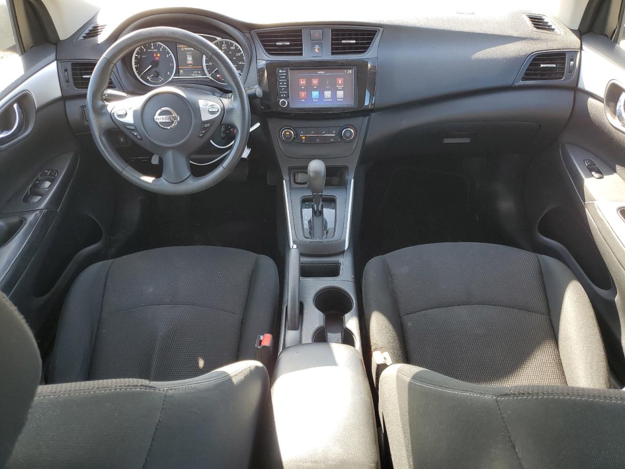 Nissan Sentra S Image 4