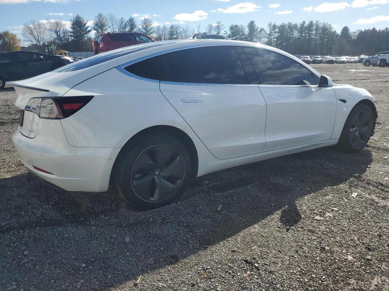Tesla Model 3 Image 2