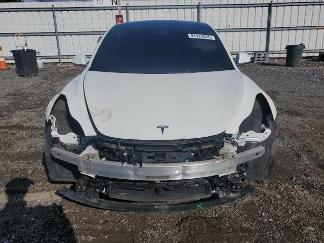 Tesla Model 3 Image 6
