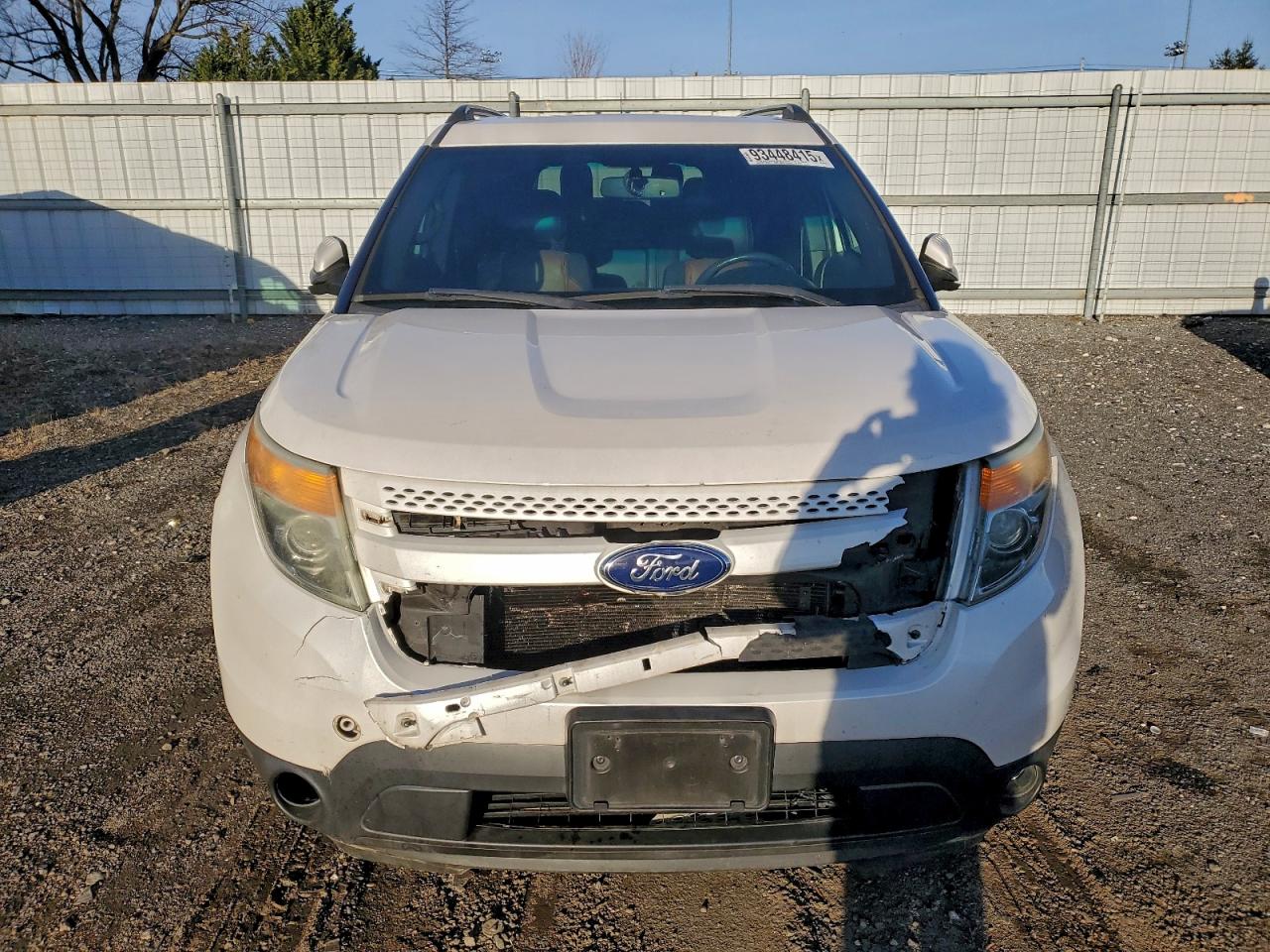 Ford Explorer Limited Image 2