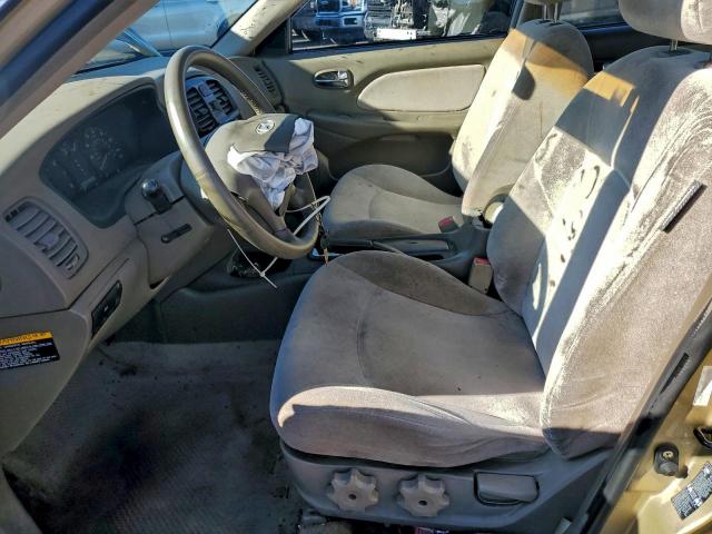 Hyundai SONATA Gl Image 2