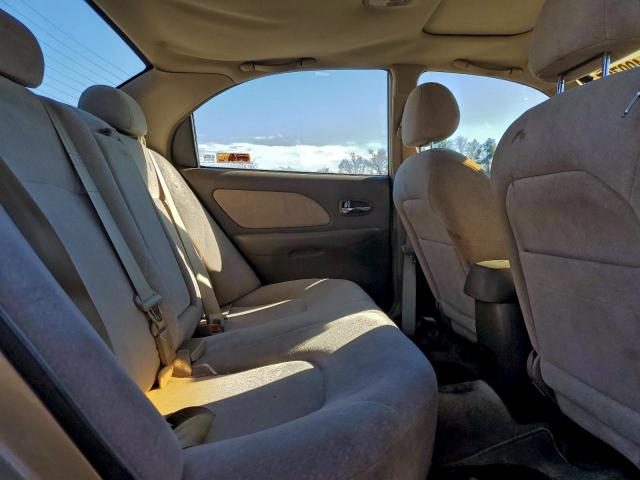 Hyundai SONATA Gl Image 10