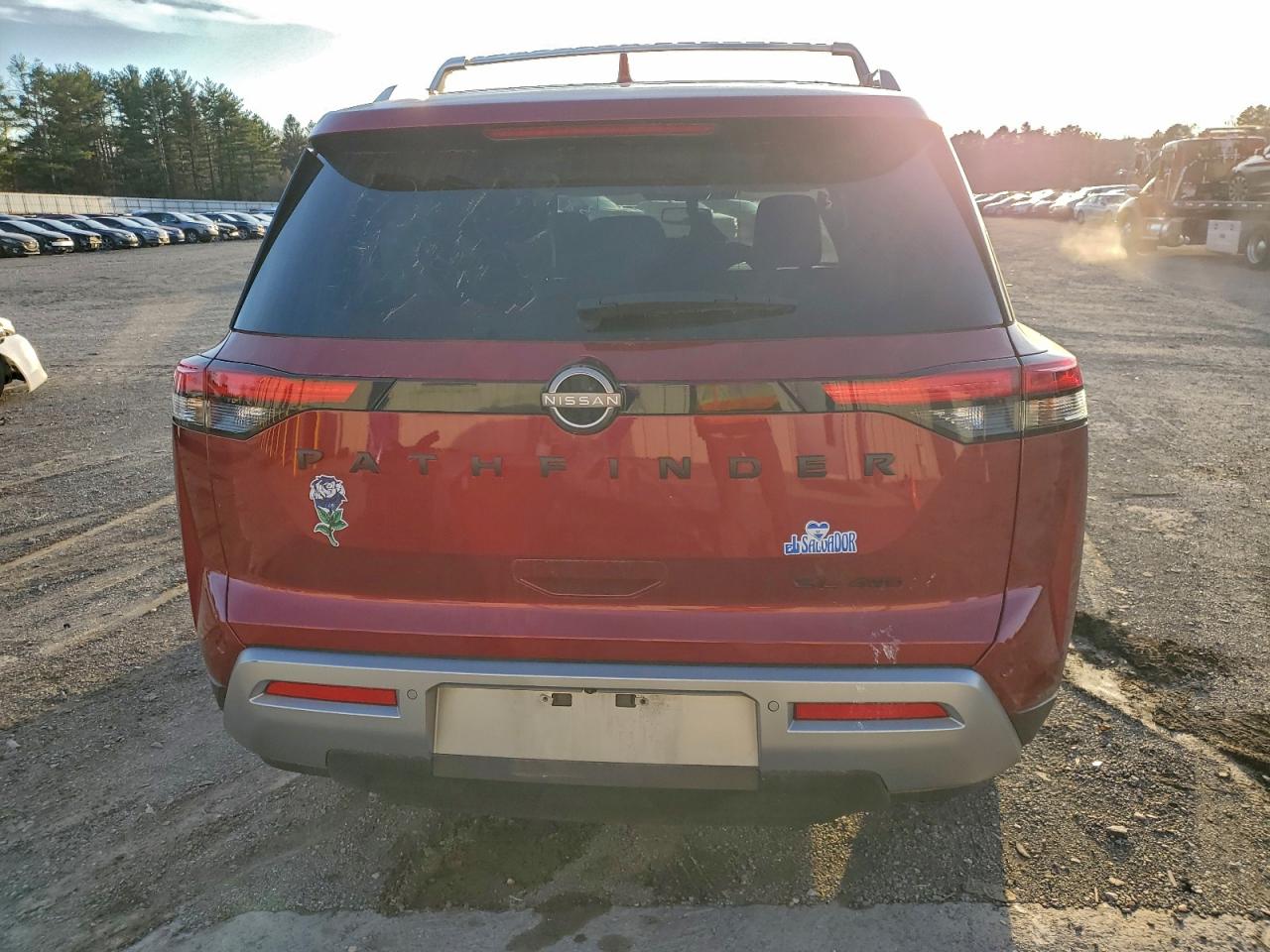 Nissan Pathfinder Sl Image 7