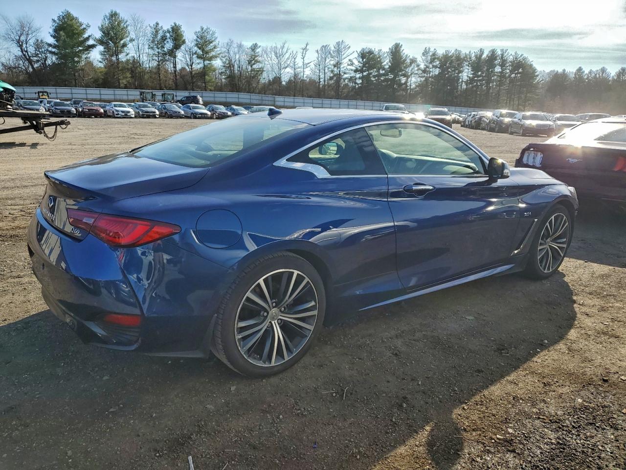INFINITI Q60 Luxe 300 Image 3