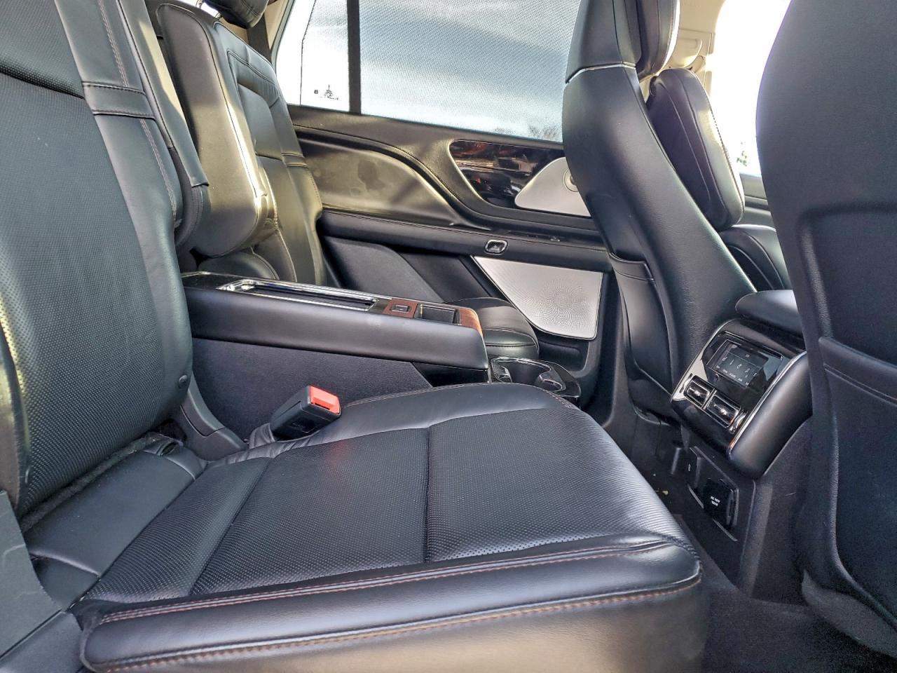 Lincoln Aviator Reserve Image 6