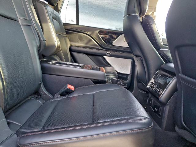 Lincoln Aviator Reserve Image 6