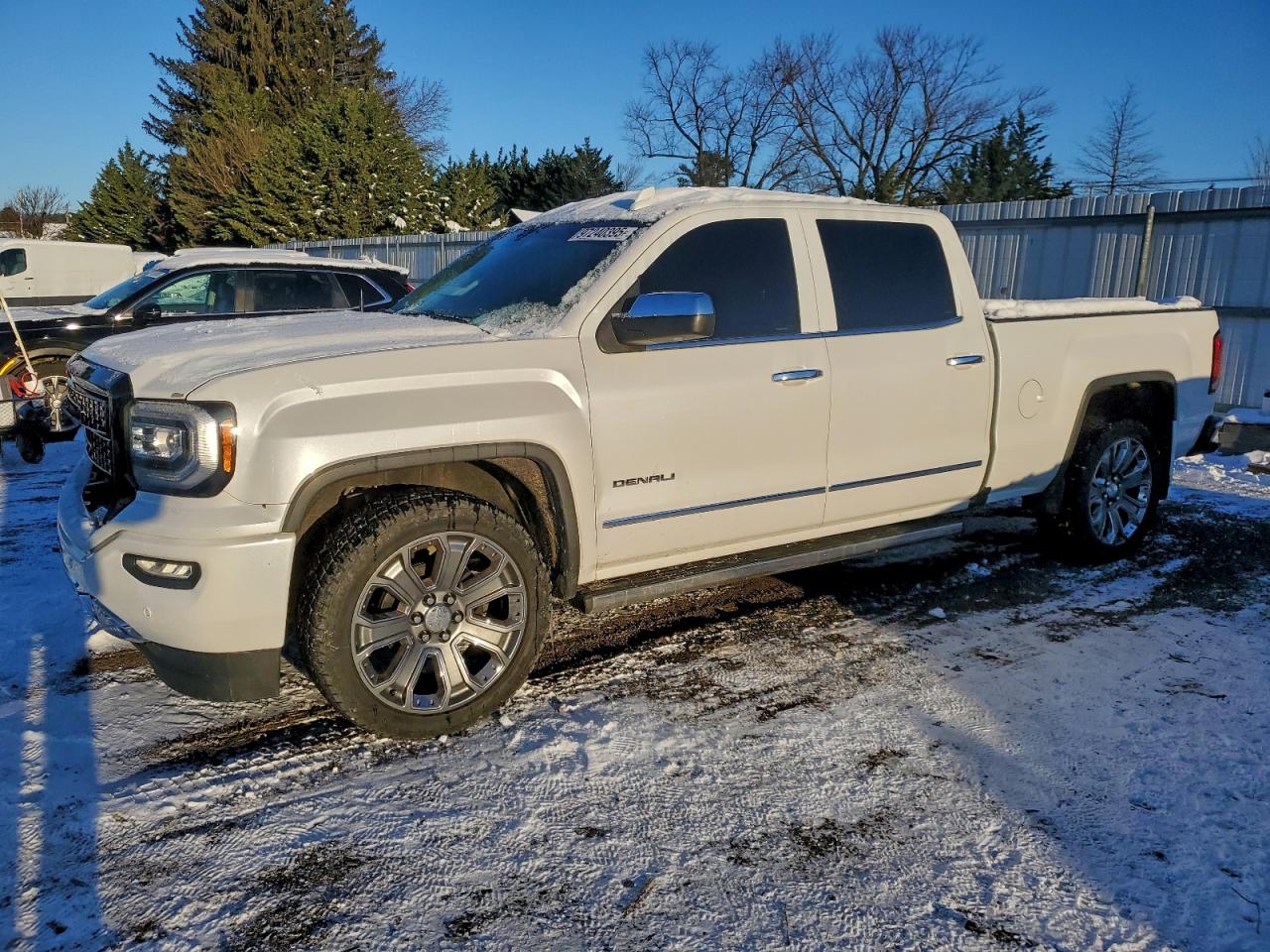GMC Sierra K1500 Denali Image 1
