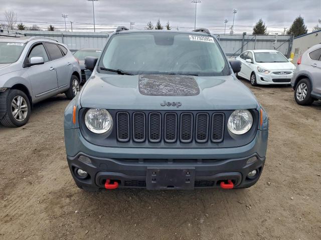 Jeep Renegade Trailhawk Image 12