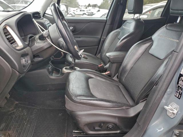 Jeep Renegade Trailhawk Image 13