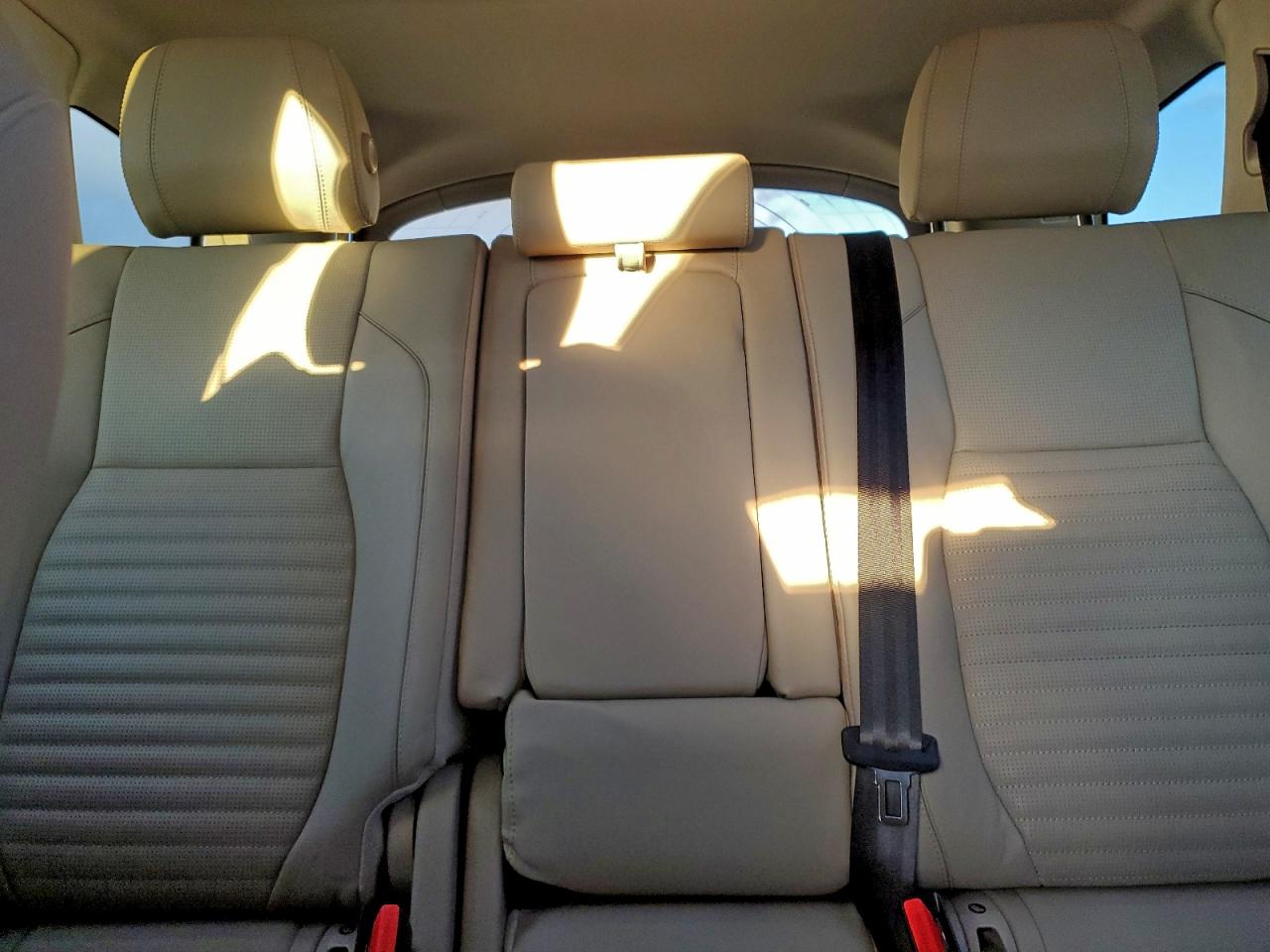 Land Rover Discovery S Image 5