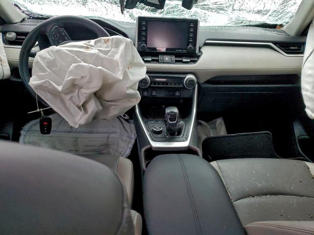 Toyota RAV4 Limited Image 7