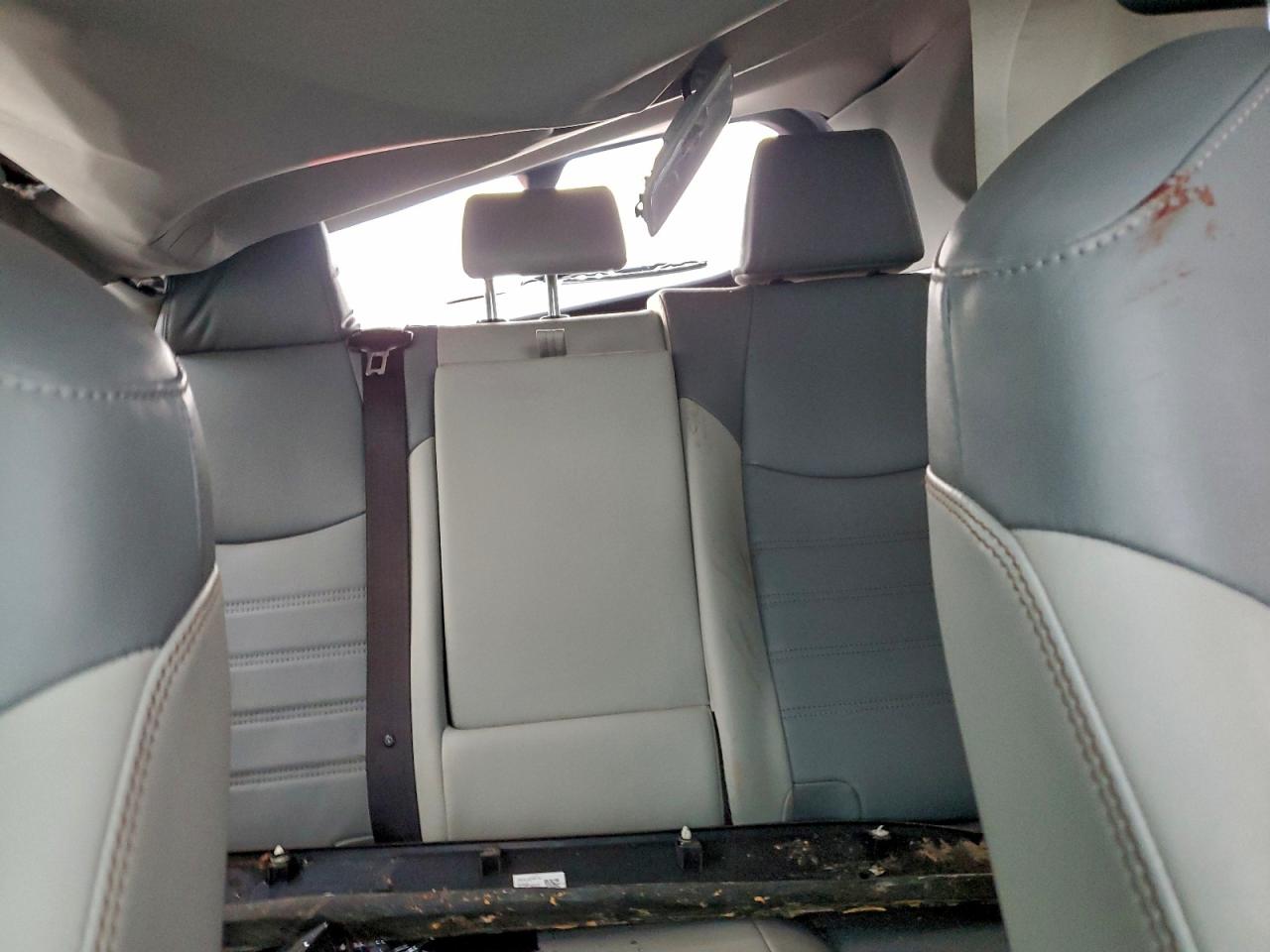 Toyota RAV4 Limited Image 10