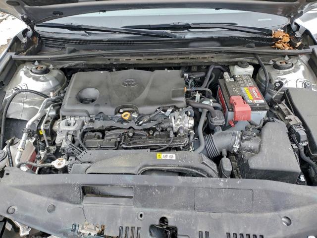 Toyota Camry Le Image 7