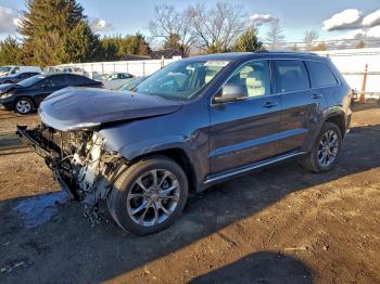  Salvage Jeep Grand Cherokee