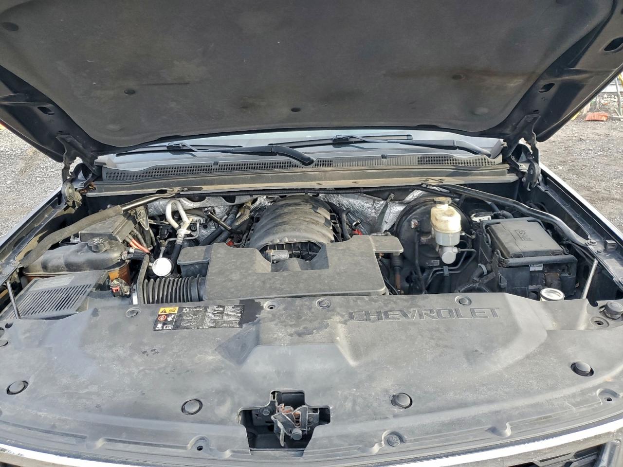 Chevrolet Suburban K1500 Lt Image 13