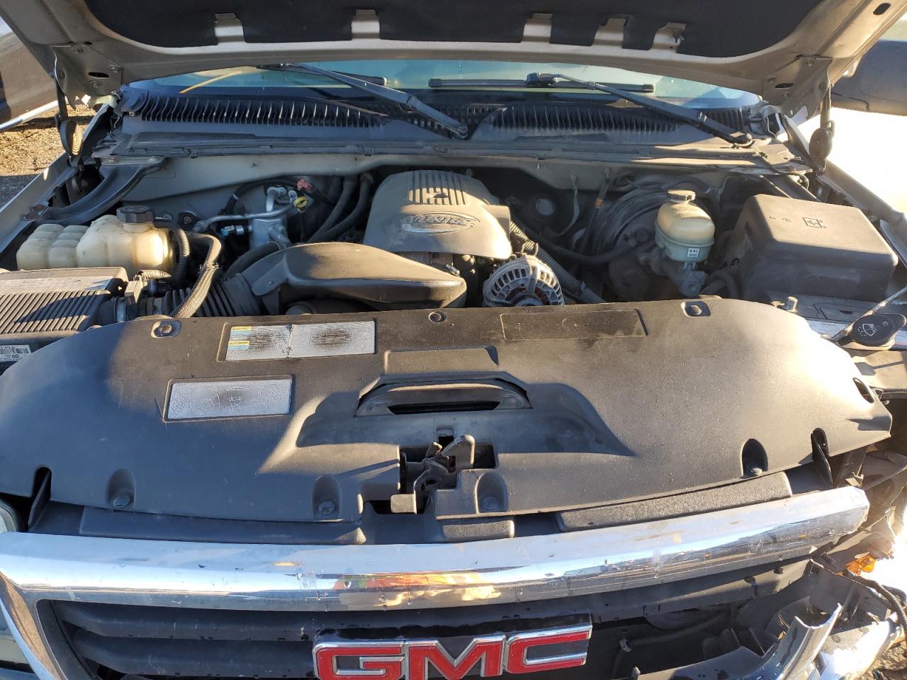 GMC Sierra K1500 Image 5