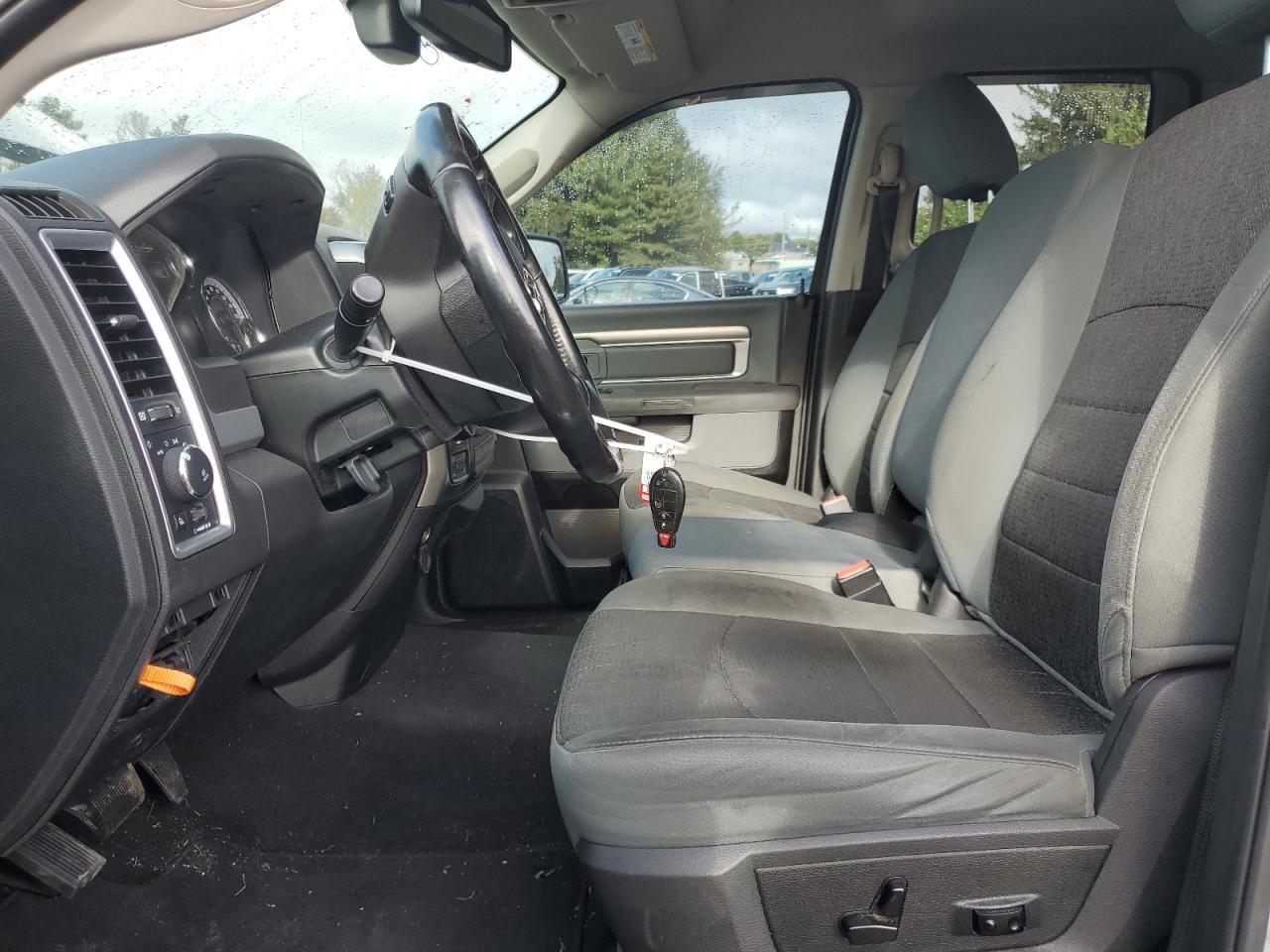 Ram 1500 Slt Image 3