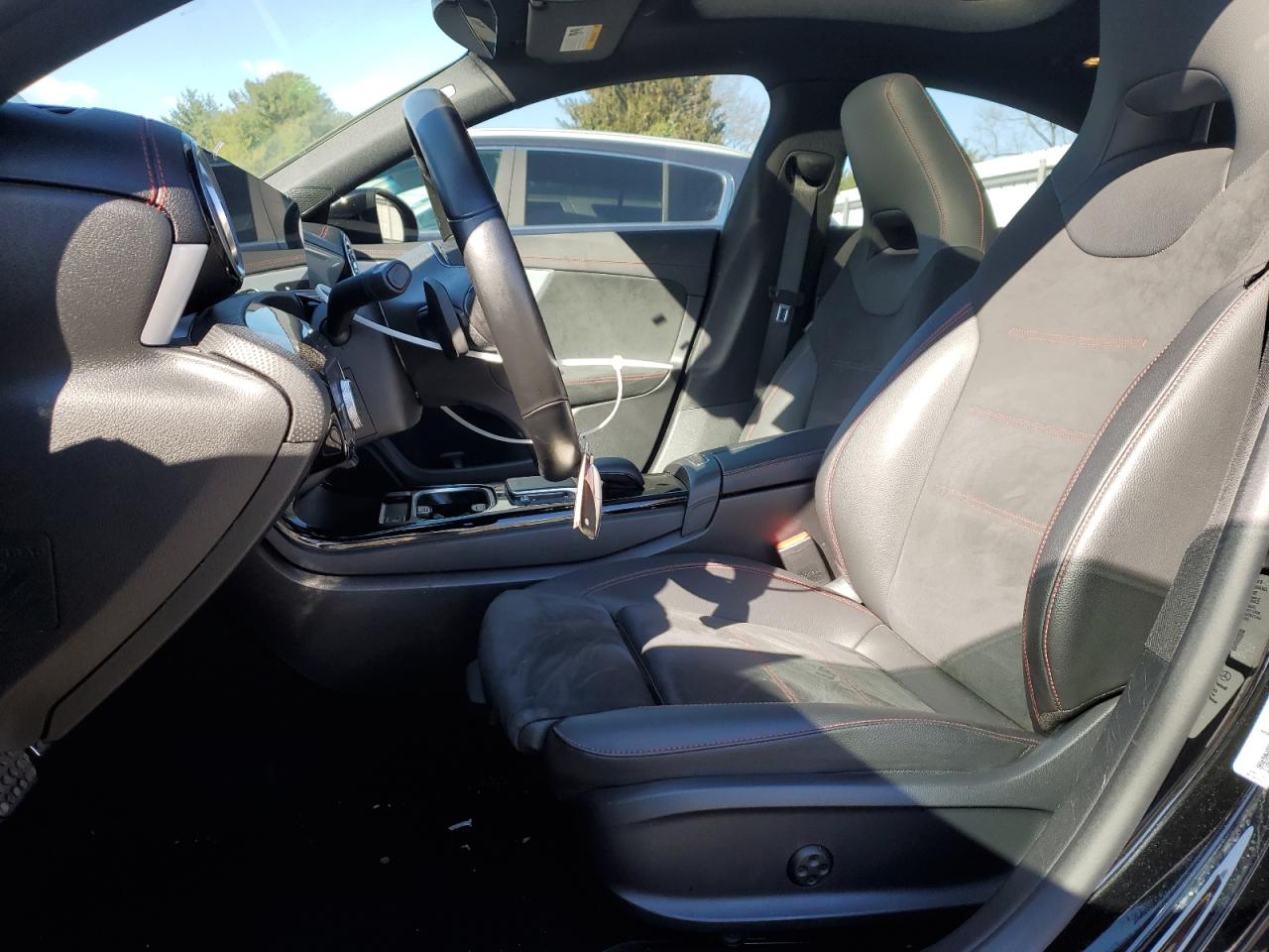 Mercedes-Benz Cla-class 250 4matic Image 4