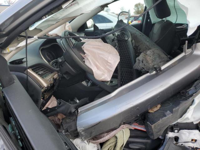 Jeep Grand Cherokee Sport Image 4