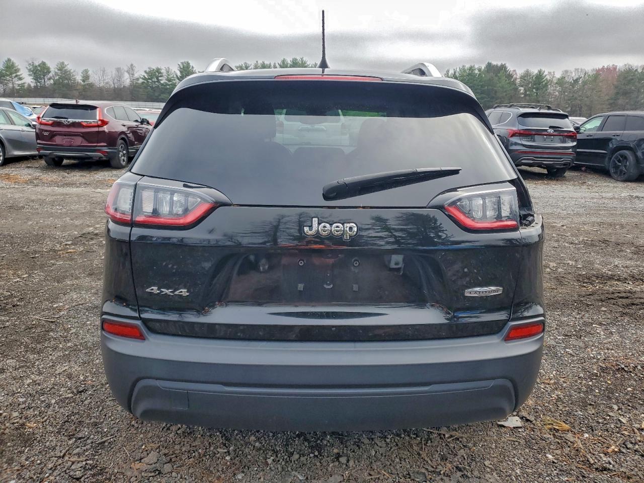 Jeep Grand Cherokee Latitude Image 8