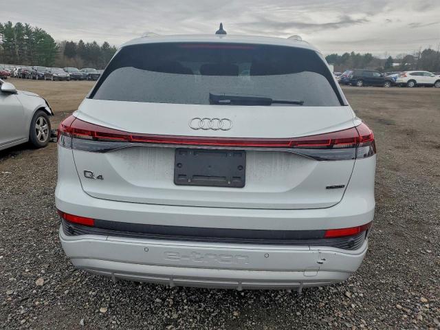 Audi Q4 Premium Plus Image 6