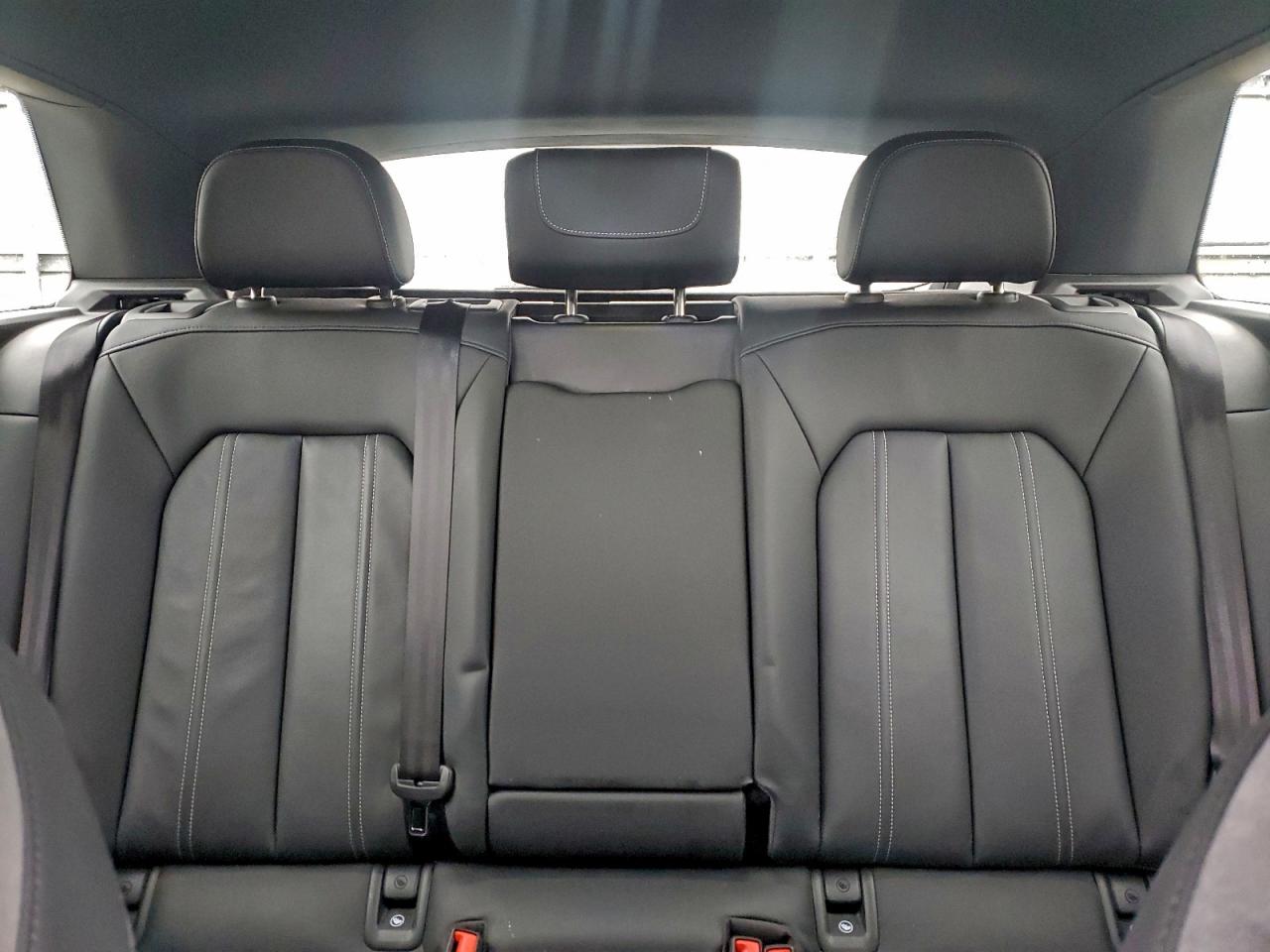 Audi Q4 Premium Plus Image 11