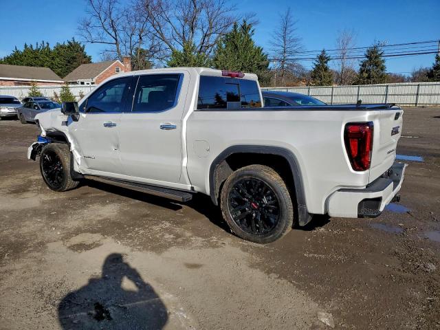 GMC Sierra K1500 Denali Image 2