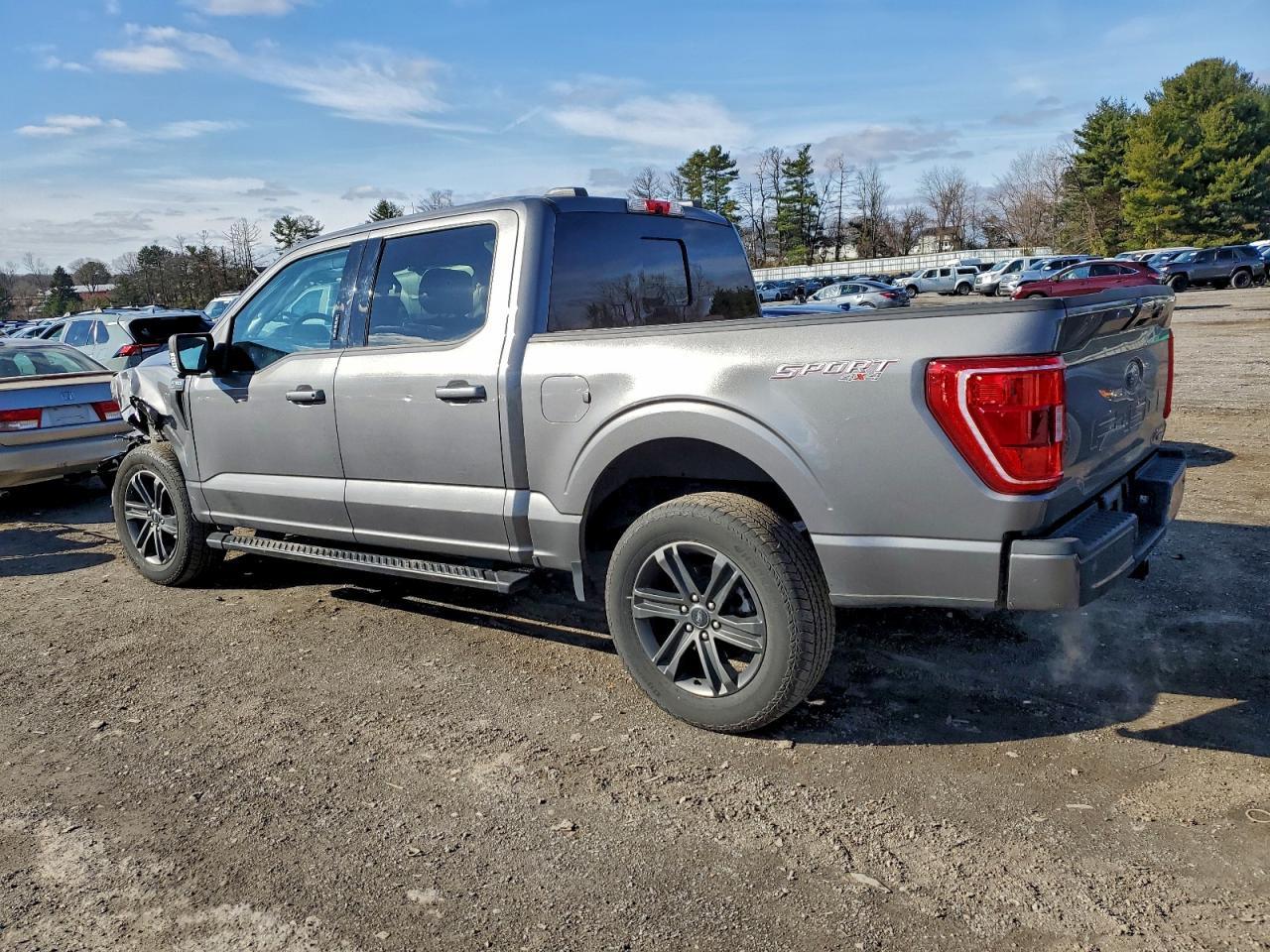 Ford F-150 Supercrew Image 12